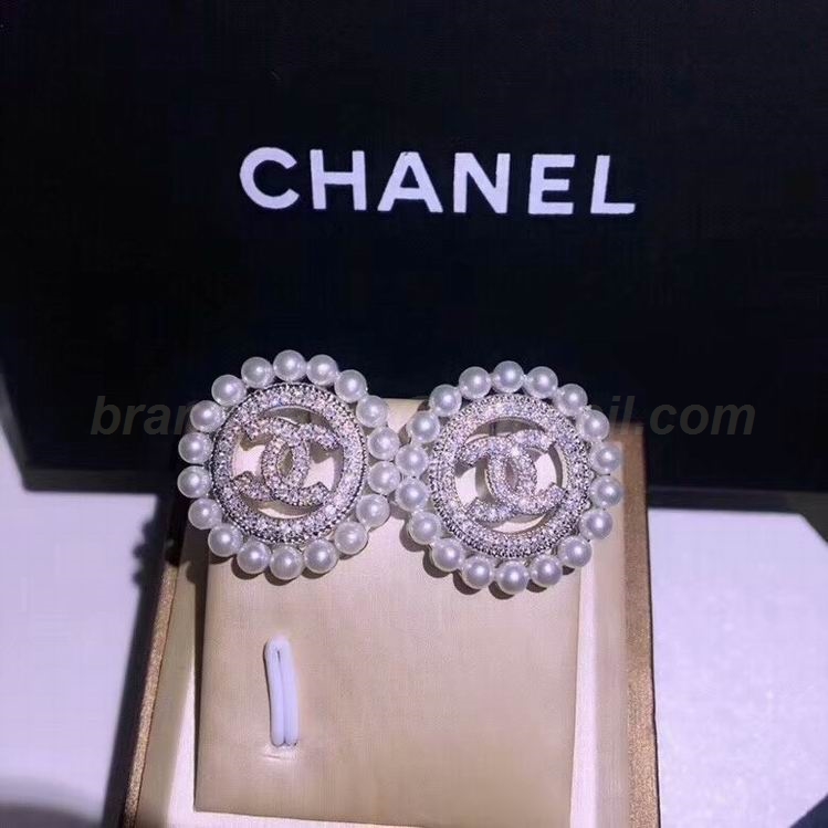 Chanel Earrings 826